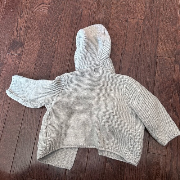 GAP Light Gray Baby Knit Sweater with ears - Picture 3 of 7
